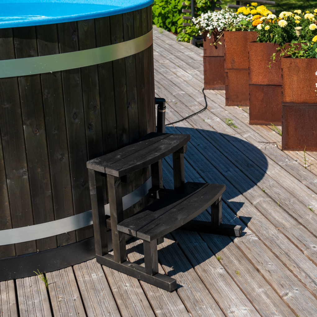 Premium Nordic-Style Wood-Burning Hot Soak Tub